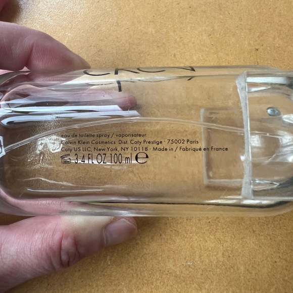 FREE with purchase - Calvin Klein CK2 (20-25 ml left of 100ml bottle) - Picture 2 of 2